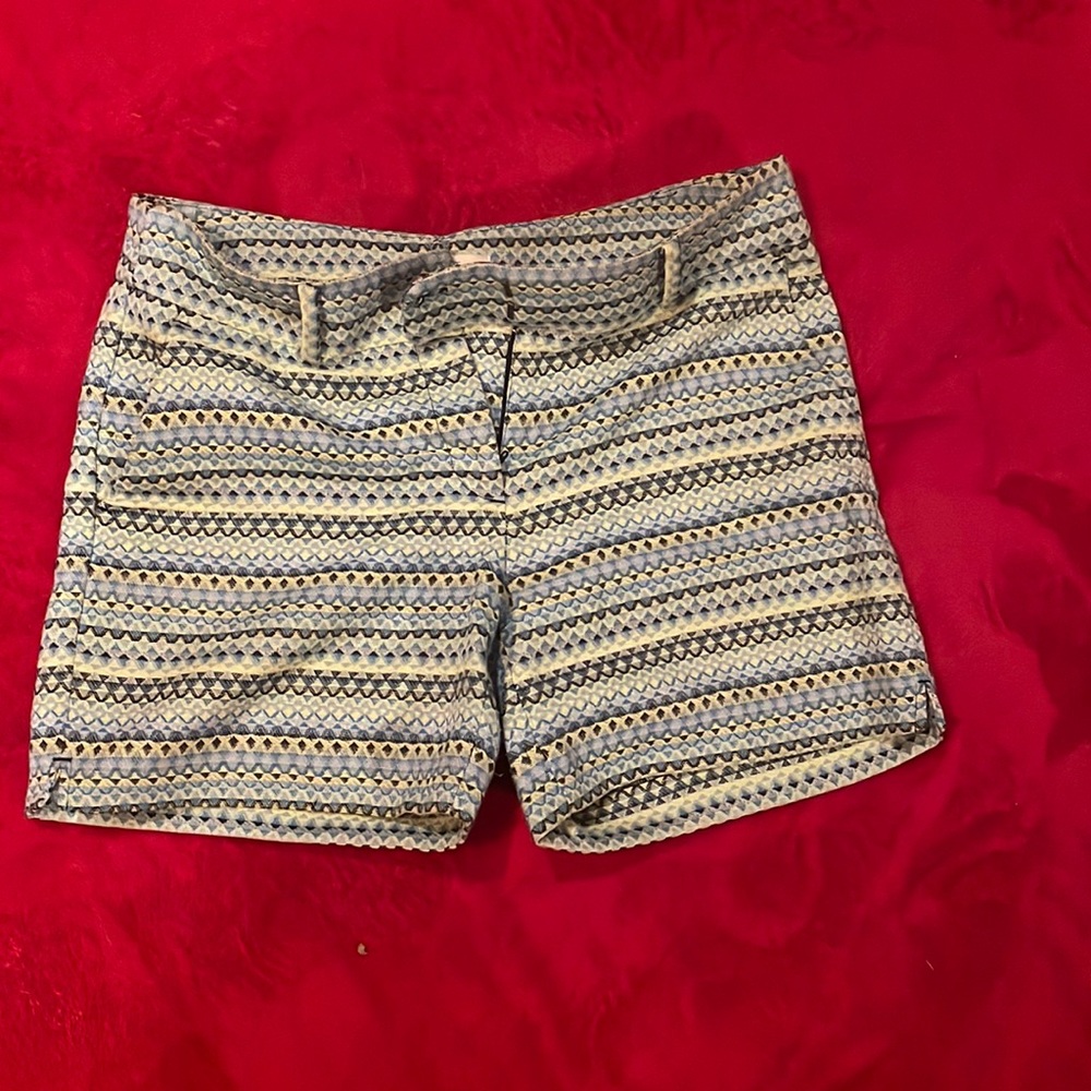 Adorable size 6 Loft shorts